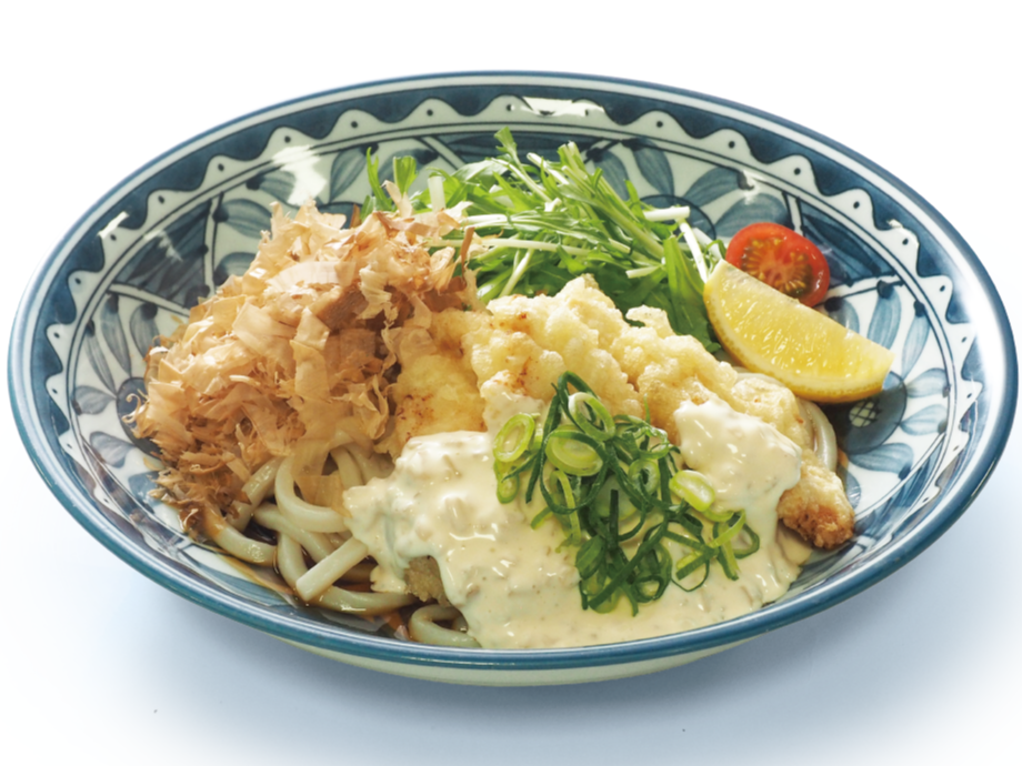 鶏天ぶっかけうどん(そば)タルタルかけ　980円(税込)